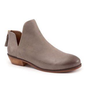 Softwalk Rylee Grey Ankle Booties